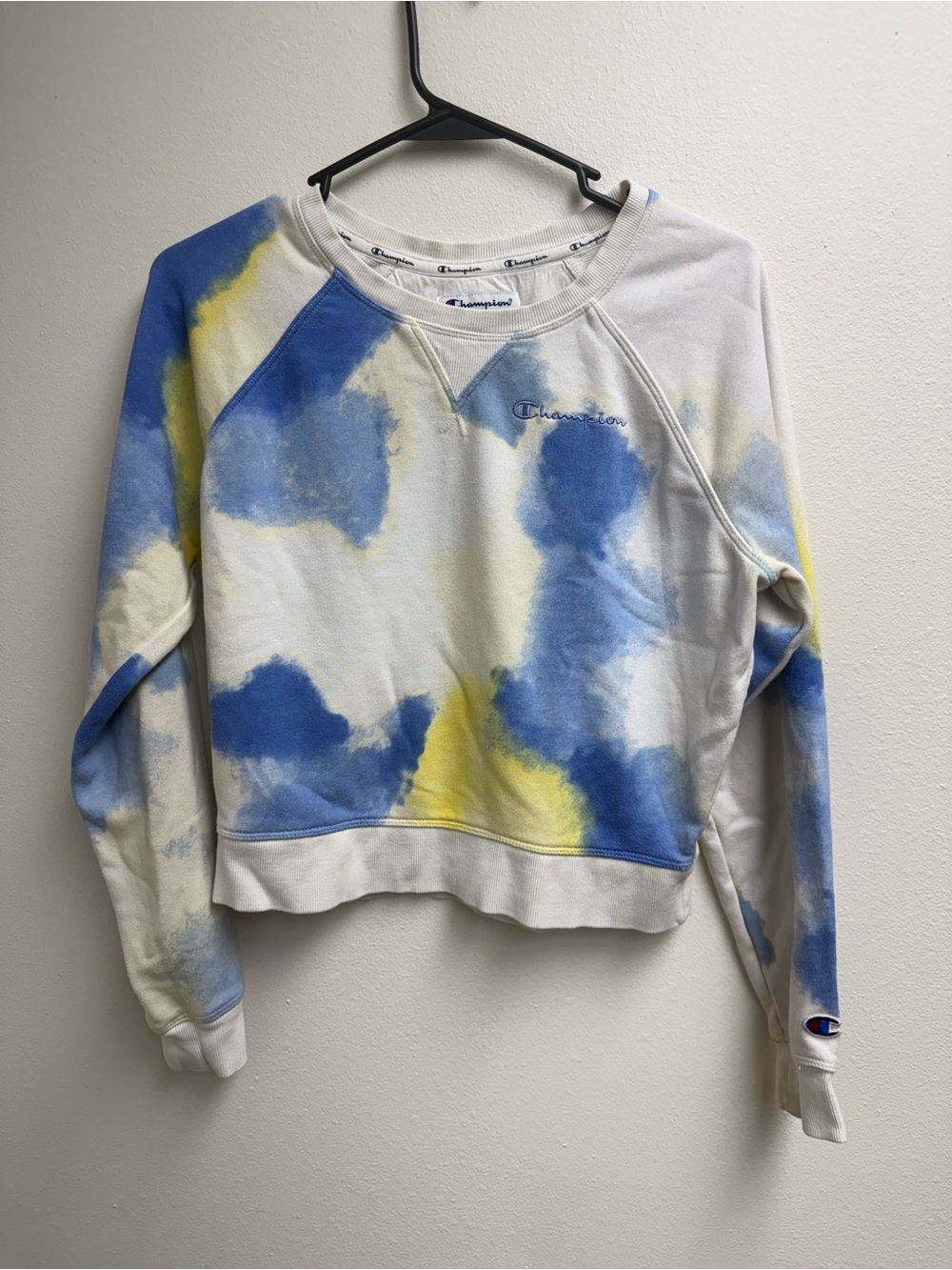 Champion Women's White Crewneck Sweatshirt with Blue & Yellow Tie-Dye